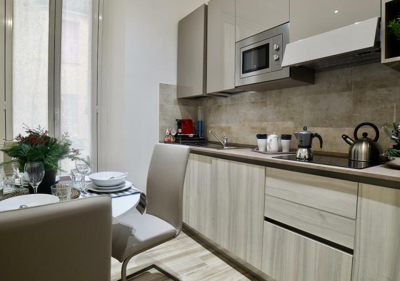 Central Lepetit Apartment De Luxe Milano Exterior foto