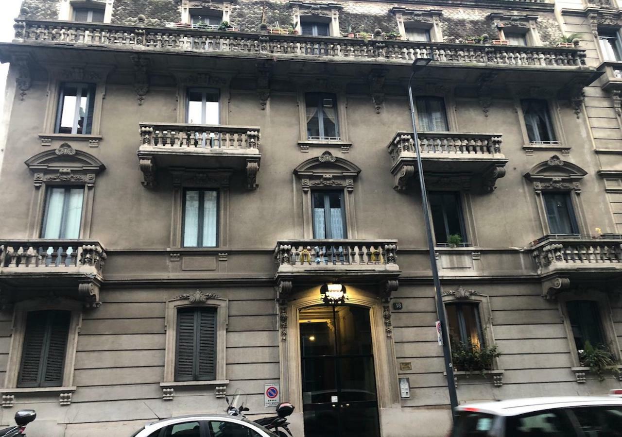 Central Lepetit Apartment De Luxe Milano Exterior foto
